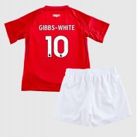 Camisa de time de futebol Nottingham Forest Morgan Gibbs-White #10 Replicas 1º Equipamento Infantil 2024-25 Manga Curta (+ Calças curtas)